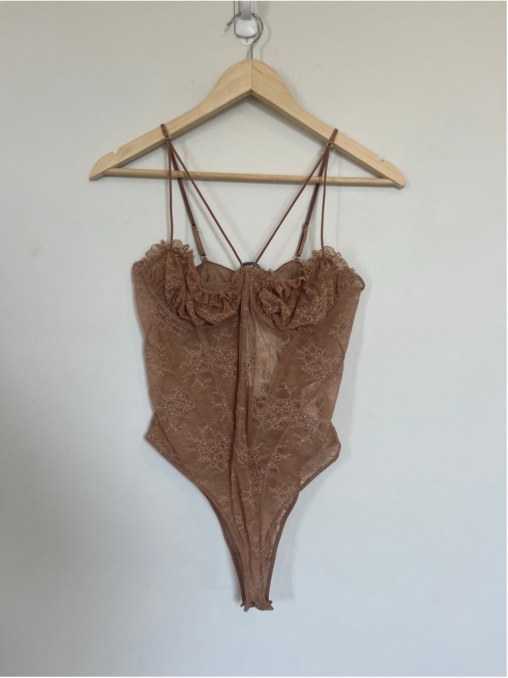Zara Lace Bodysuit Beige Tan Festival Going Out Sheer Lingerie Frills Ruffles - Picture 2 of 8
